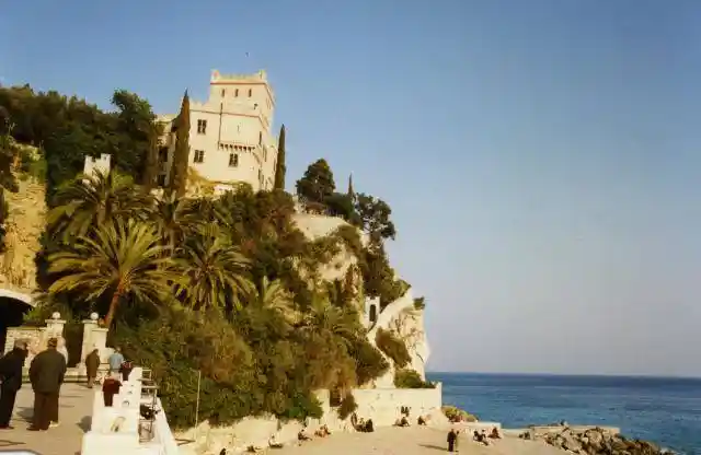 Appartamento in vendita a Finale Ligure