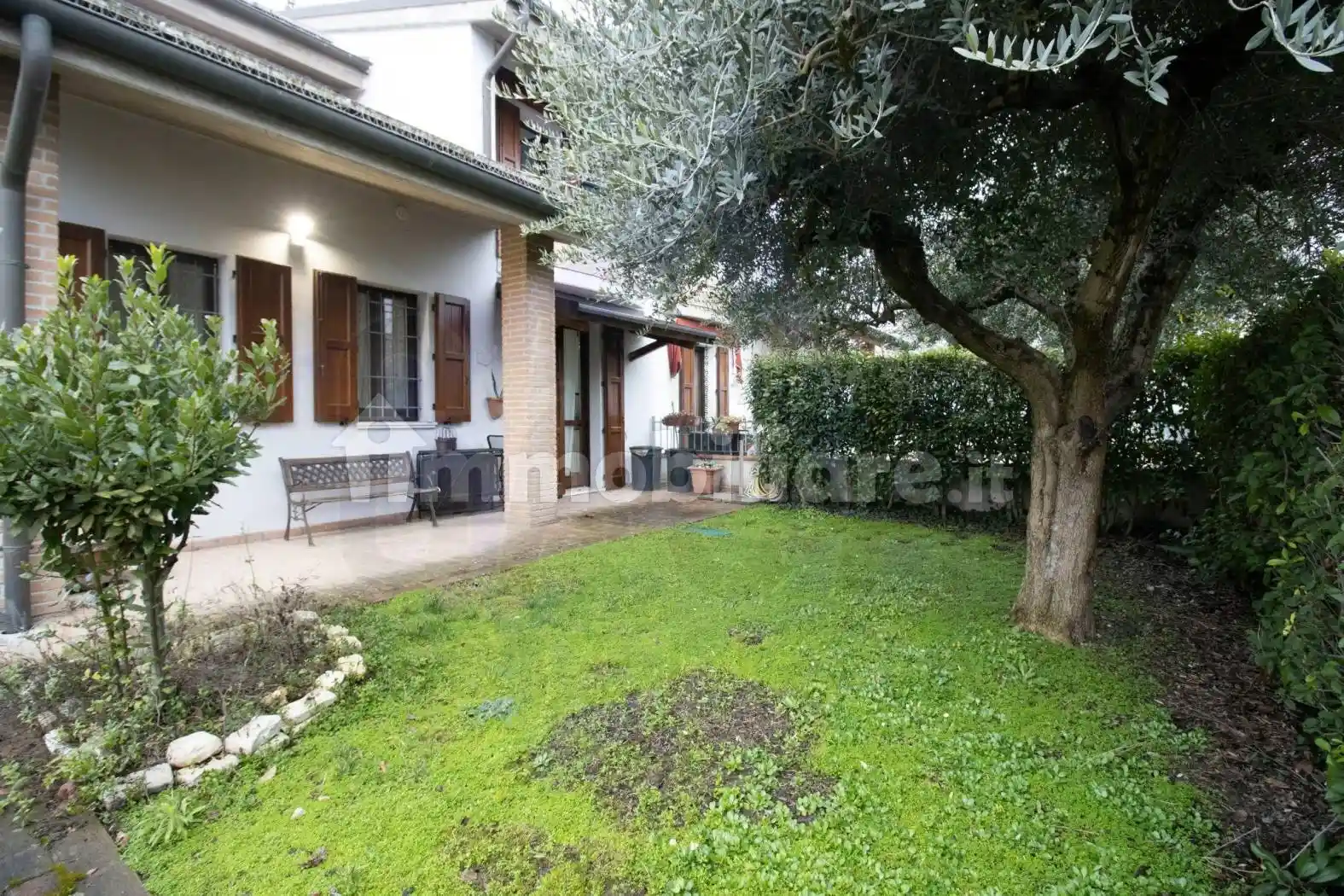 Villa in vendita a Bondeno