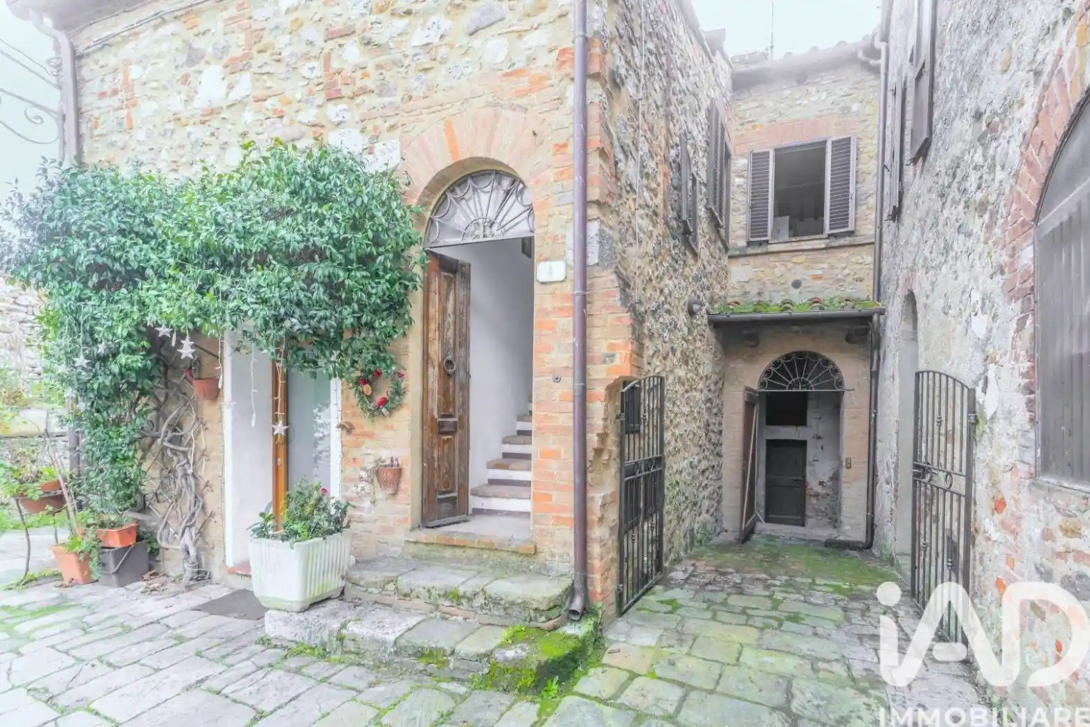 Appartamento in vendita a Monticiano