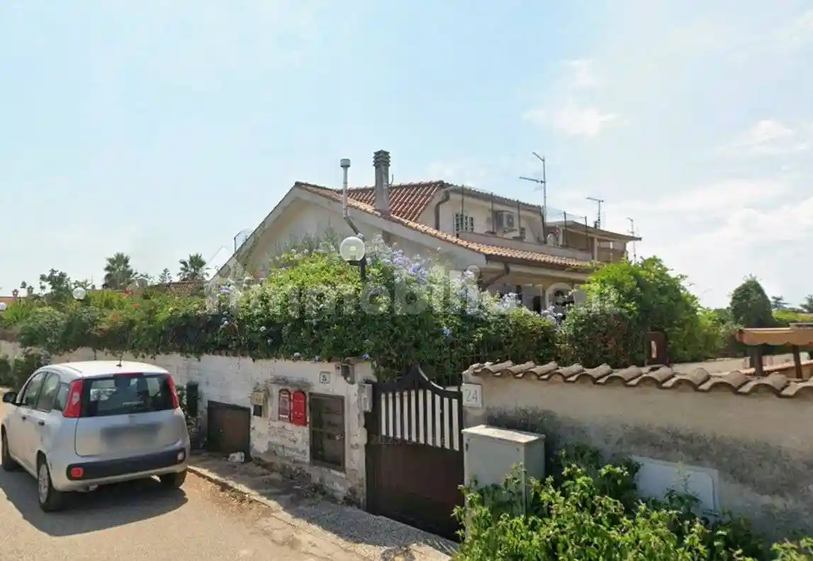 Villetta a schiera in vendita a Ardea