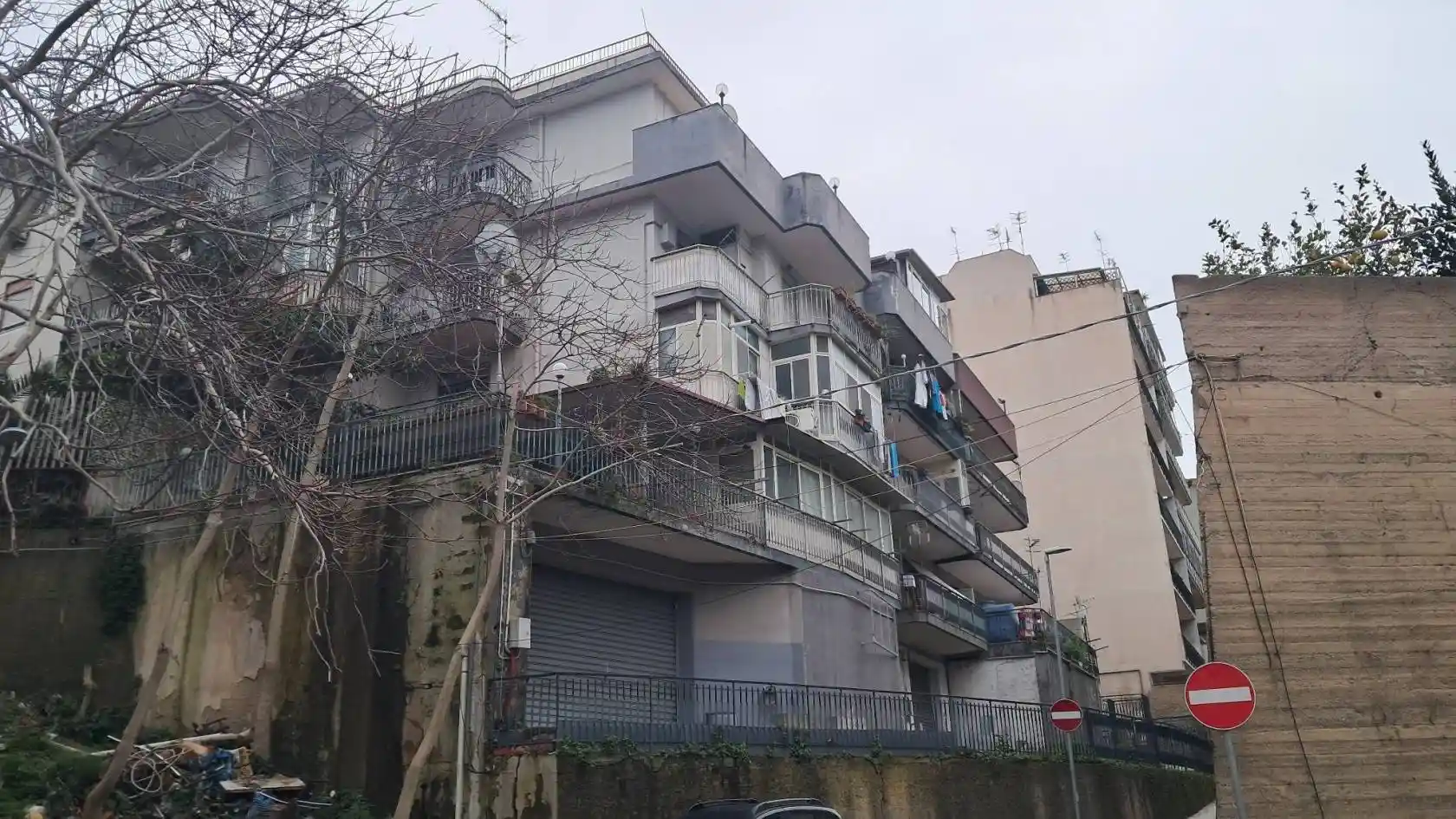 Palazzo - Edificio in vendita a Messina
