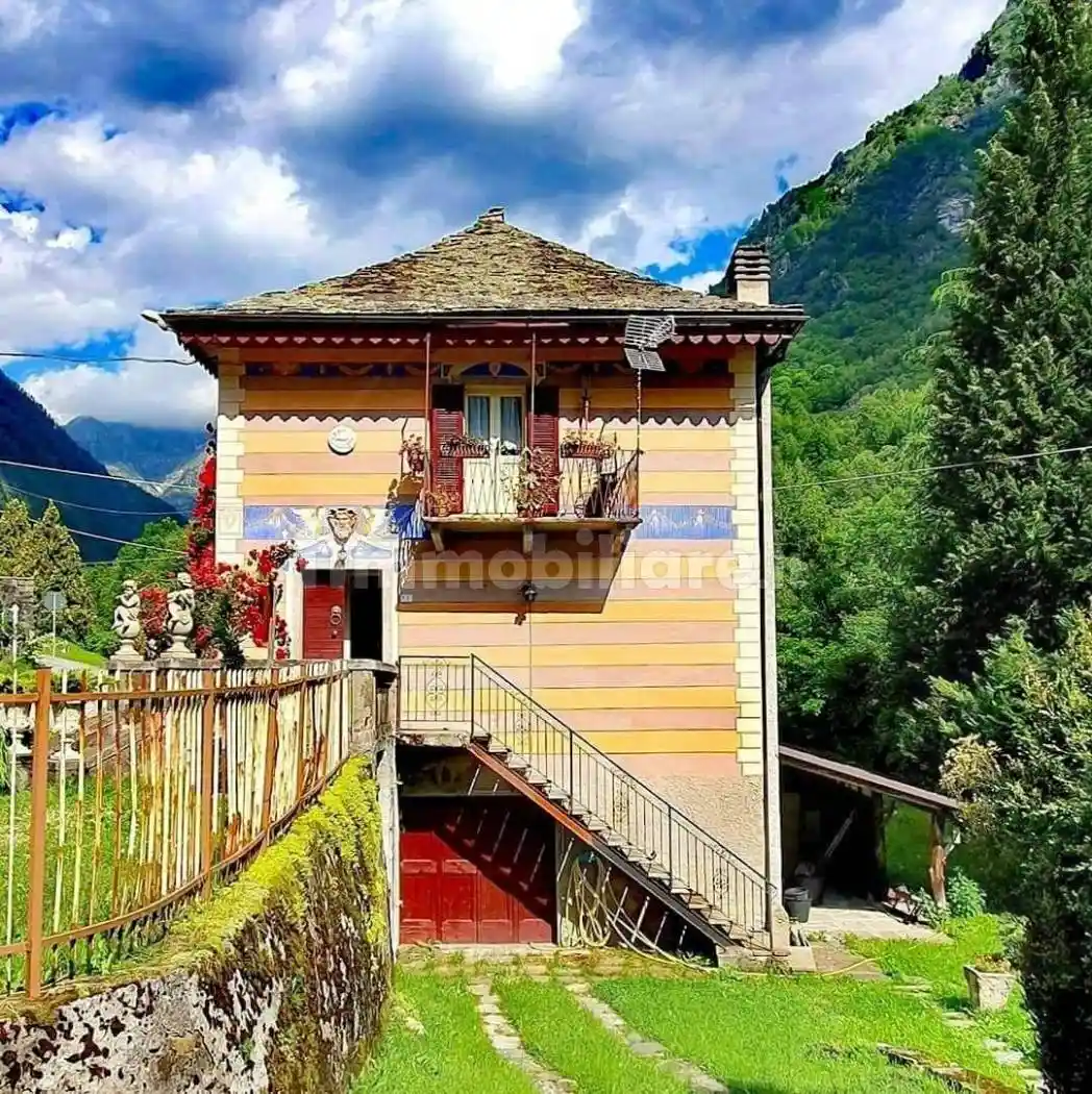 Casa indipendente in vendita a Antrona Schieranco