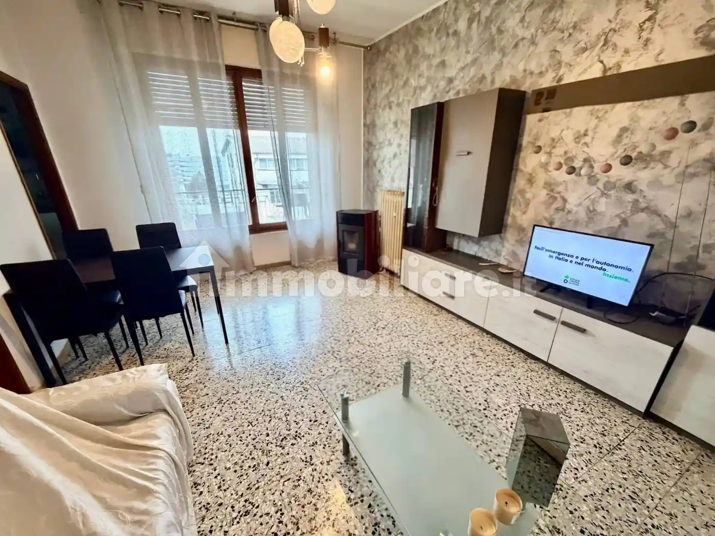 Palazzo - Edificio in vendita a Piacenza