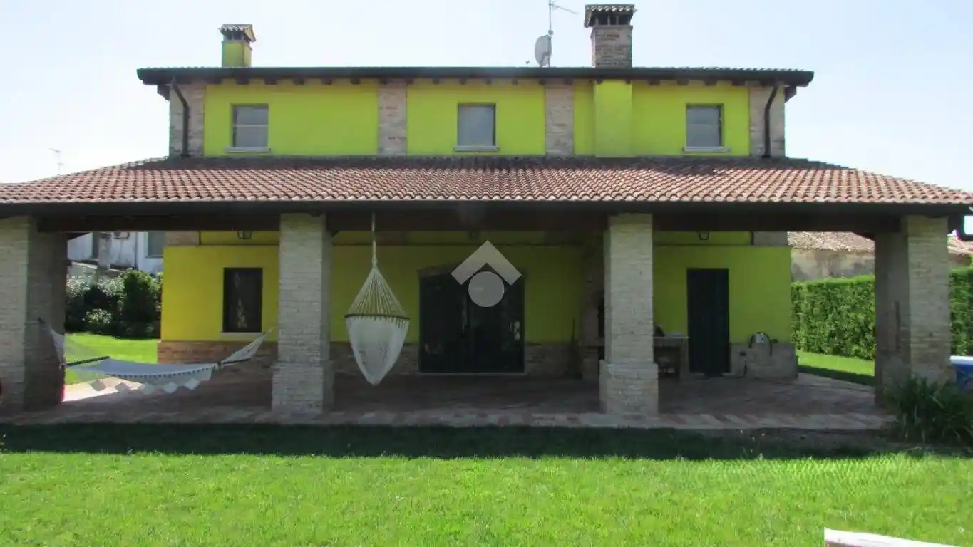 Rustico - Casale in vendita a Redondesco