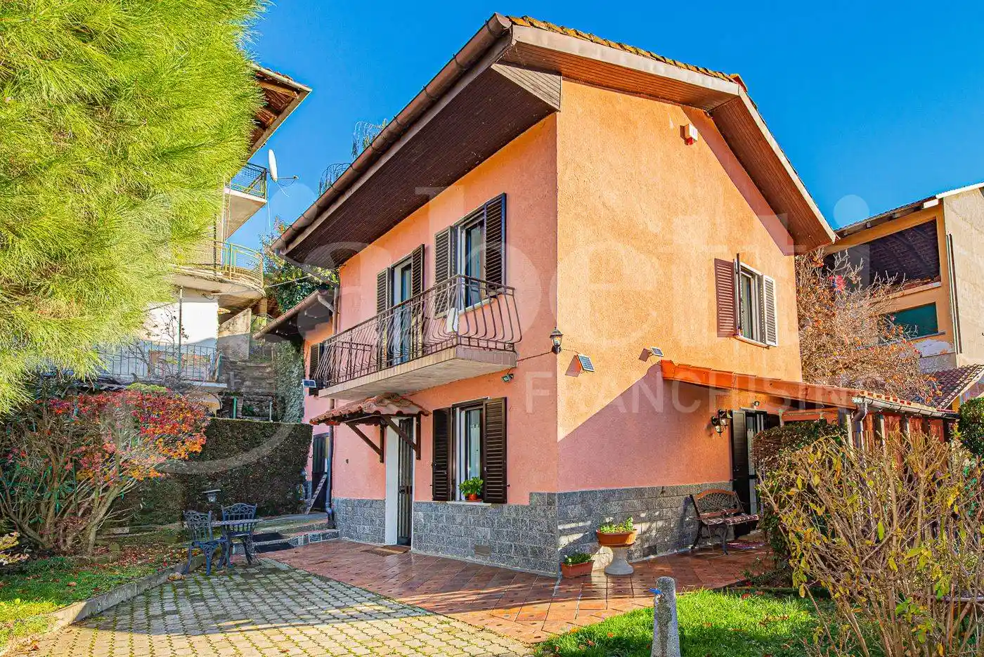 Villa in vendita a Trana