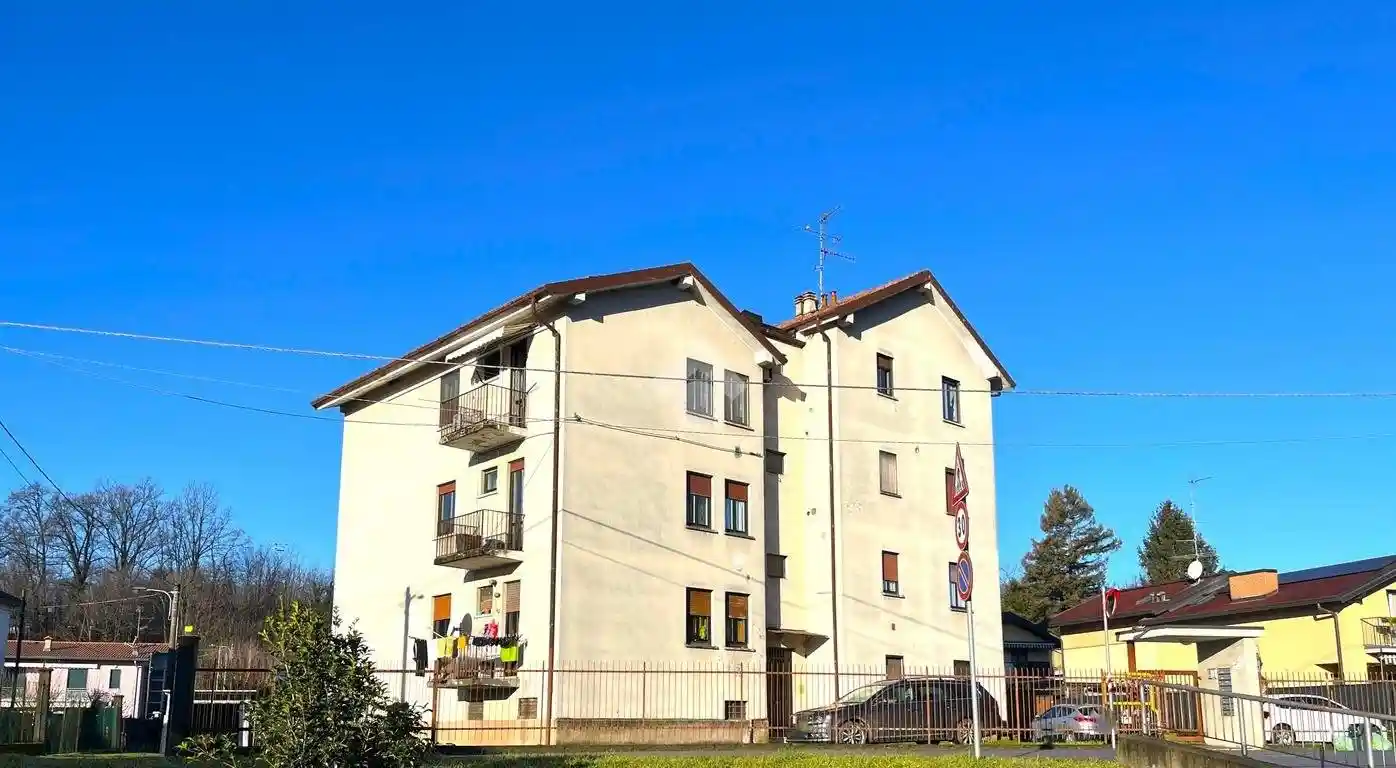 Appartamento in vendita a Albizzate