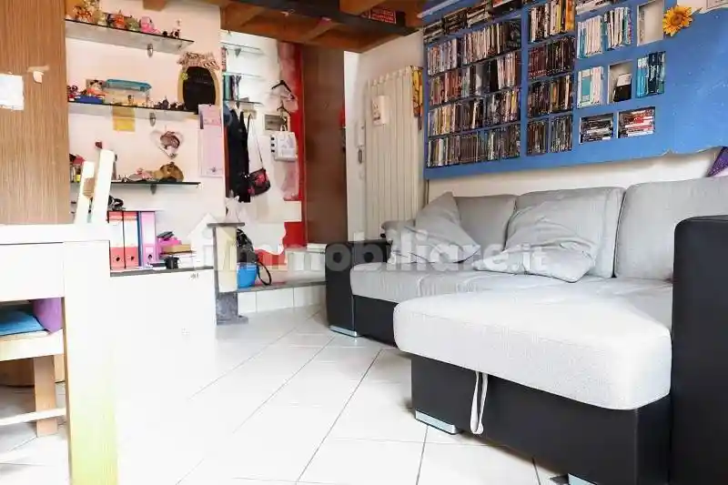 Appartamento in vendita a Limbiate