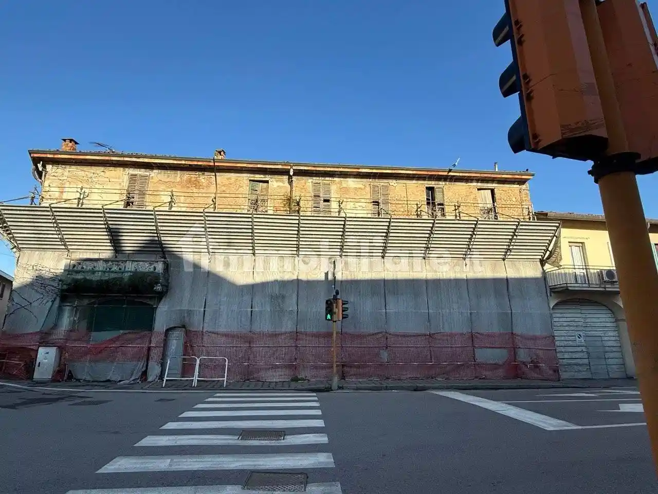 Palazzo - Edificio in vendita a Caravaggio