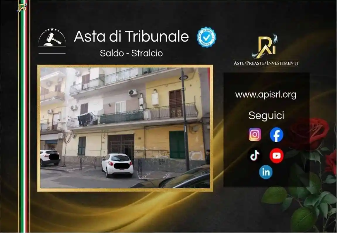 Appartamento in vendita a Napoli