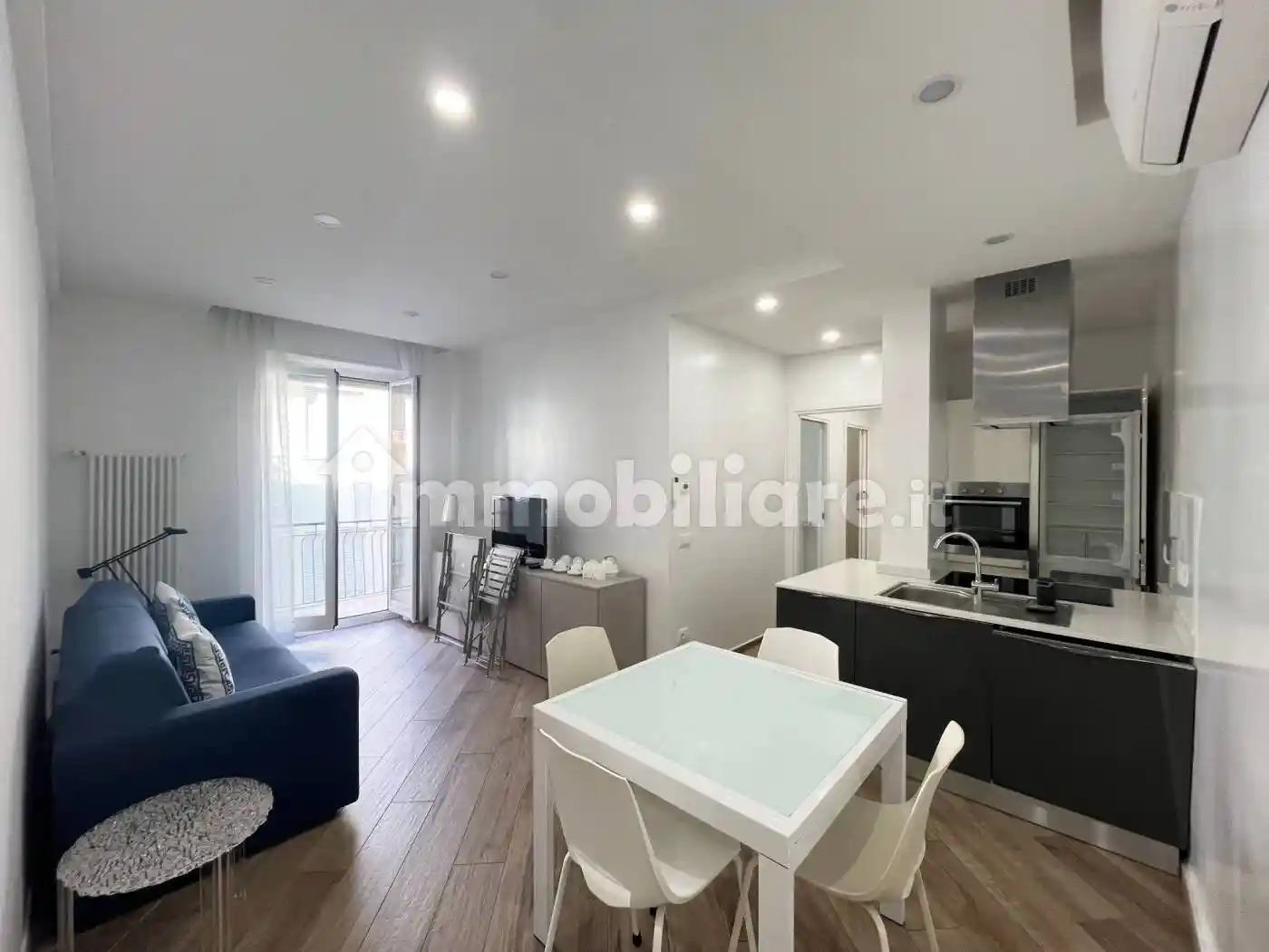 Appartamento in affitto a Alassio