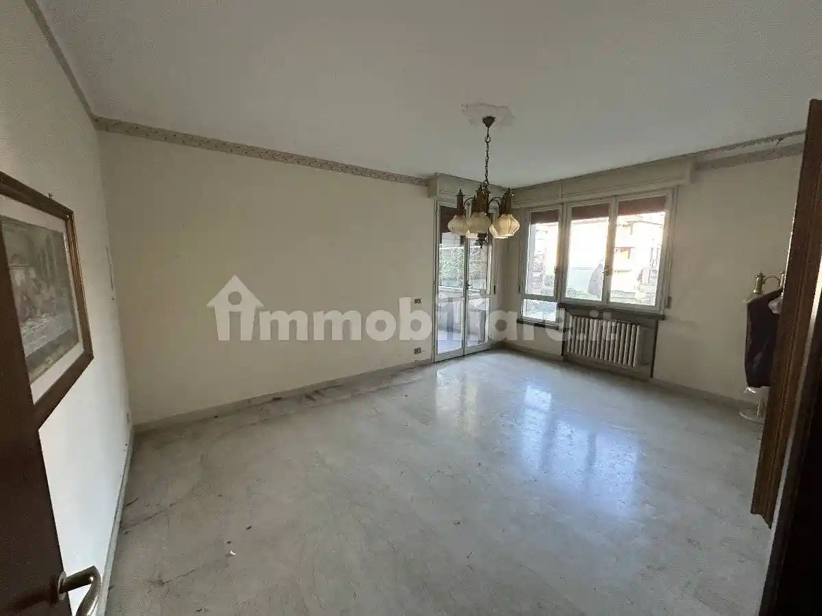 Appartamento in vendita a Montecchio Emilia