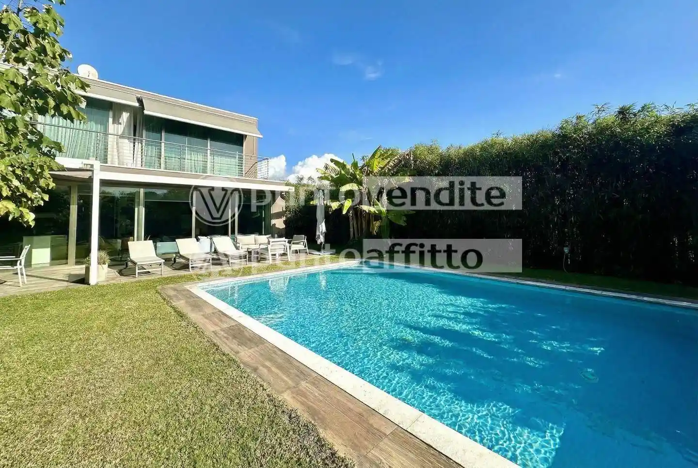 Villa in vendita a Lucca