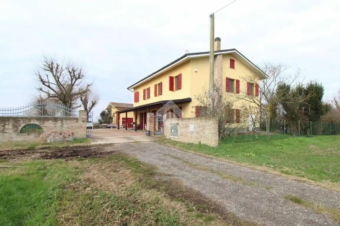 Casa indipendente in vendita a San Pietro in Casale