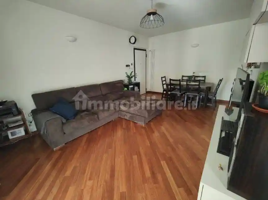 Appartamento in affitto a Desio