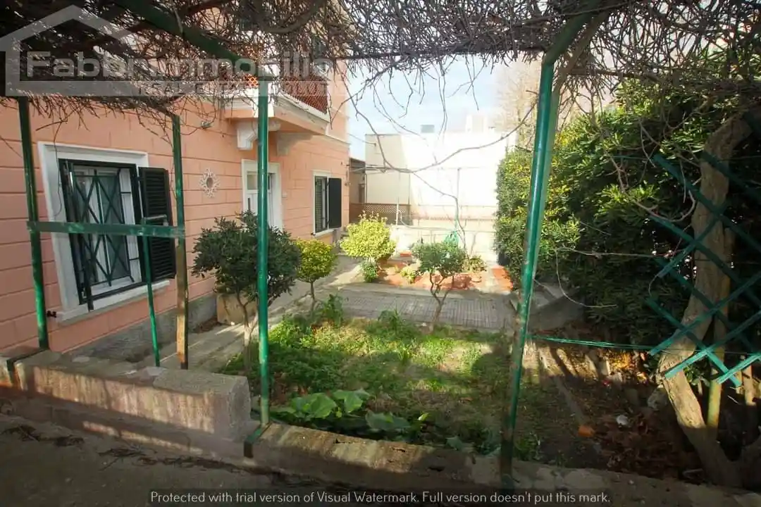 Villa in vendita a Follonica