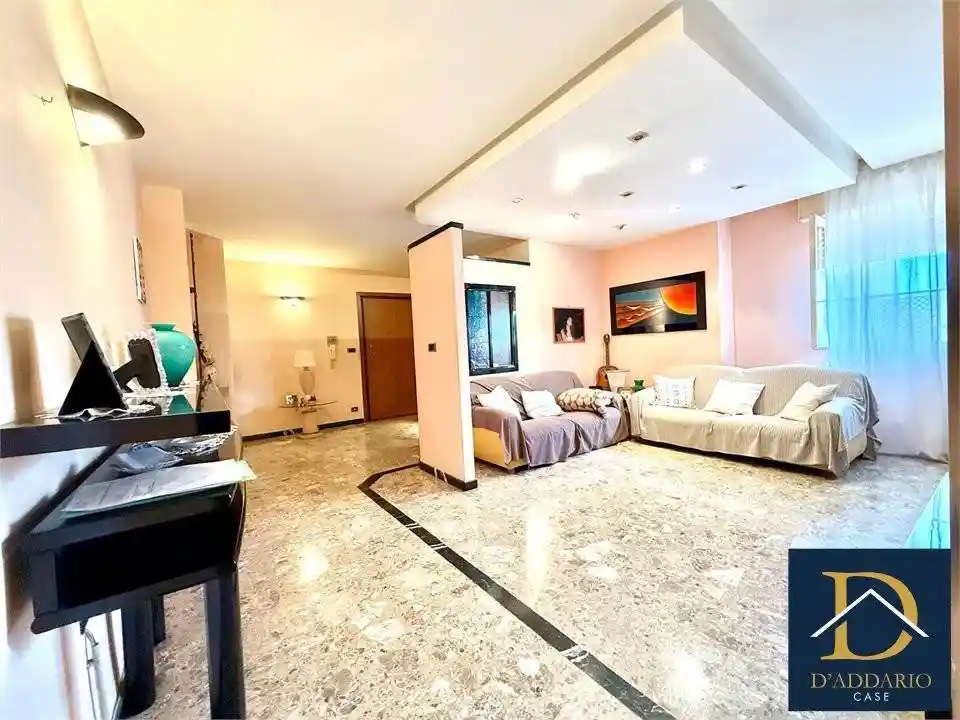 Appartamento in vendita a Taranto