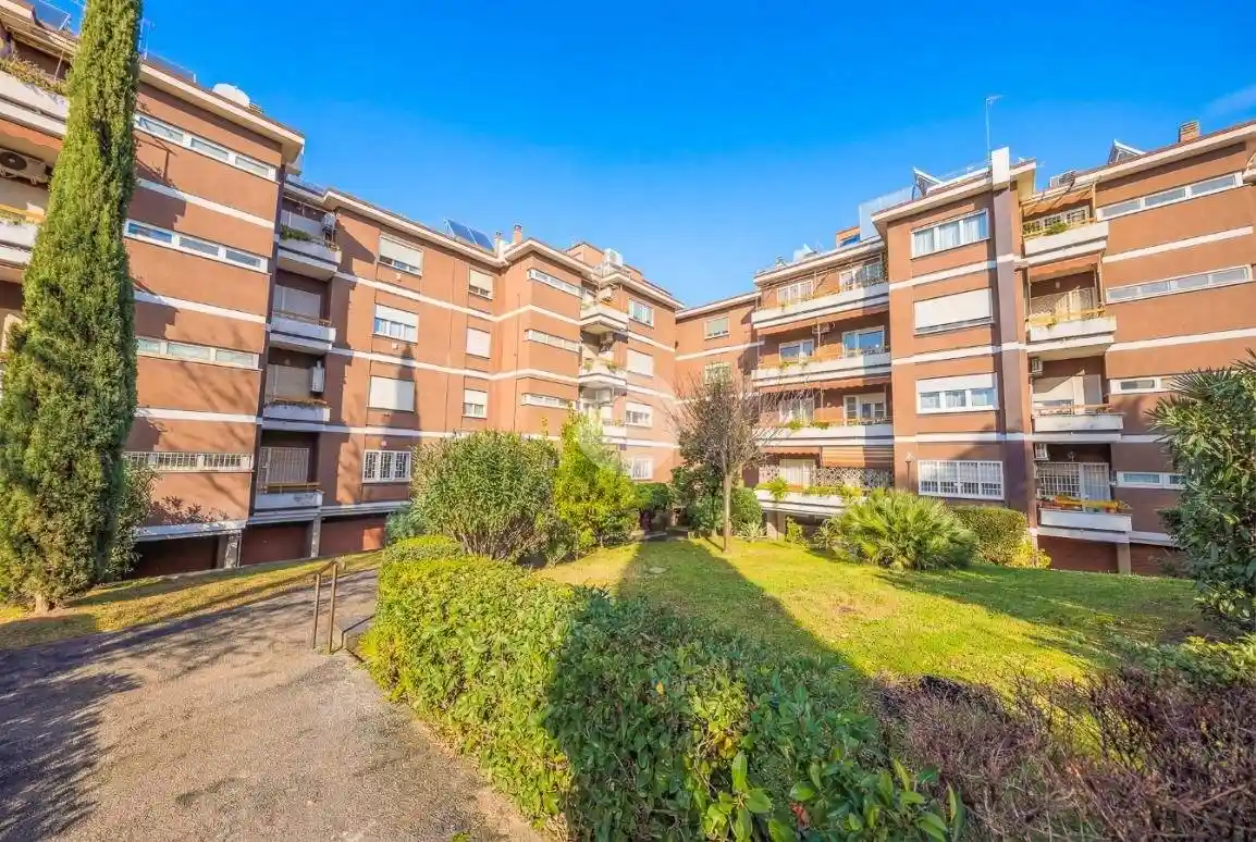 Appartamento in vendita a Roma