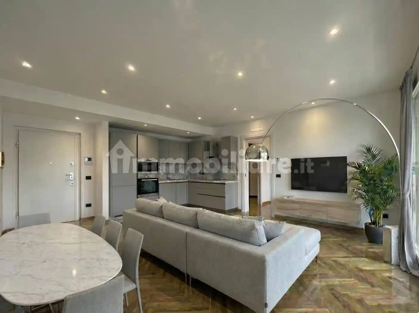 Appartamento in vendita a Seregno