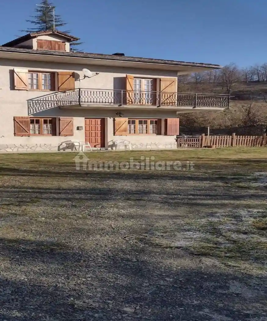 Villa in vendita a Ponzone