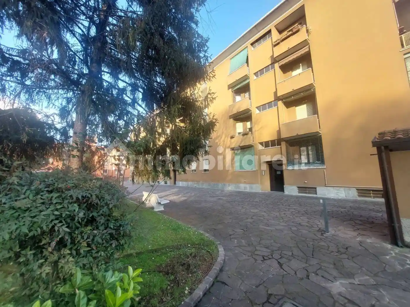 Appartamento in vendita a Monza