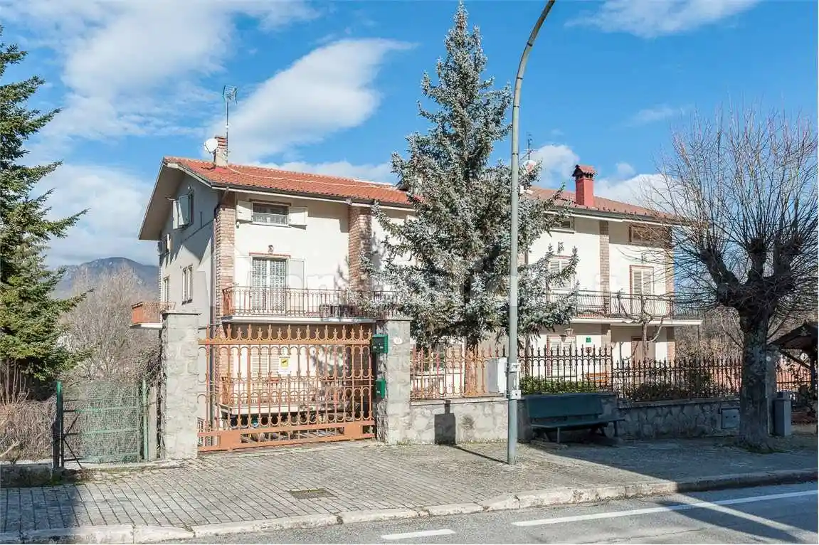 Appartamento in vendita a Castel del Giudice