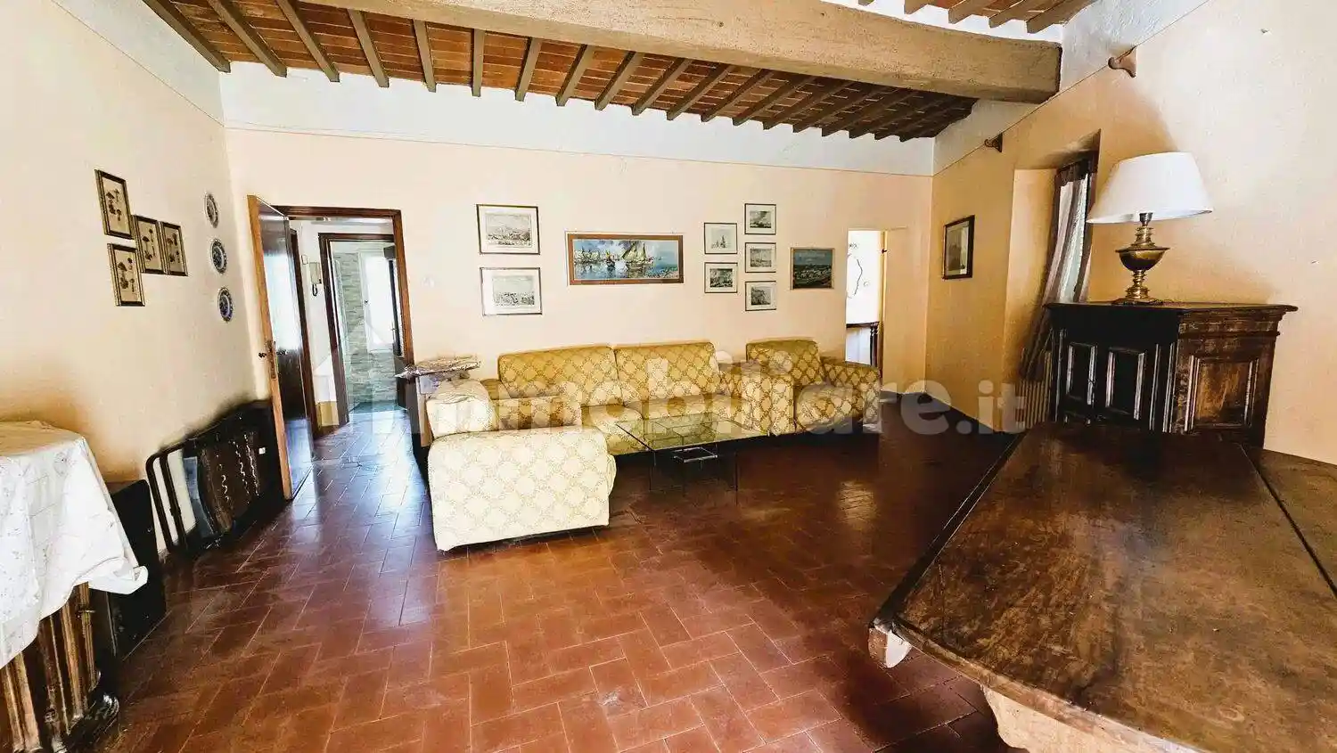 Casa indipendente in vendita a Arezzo