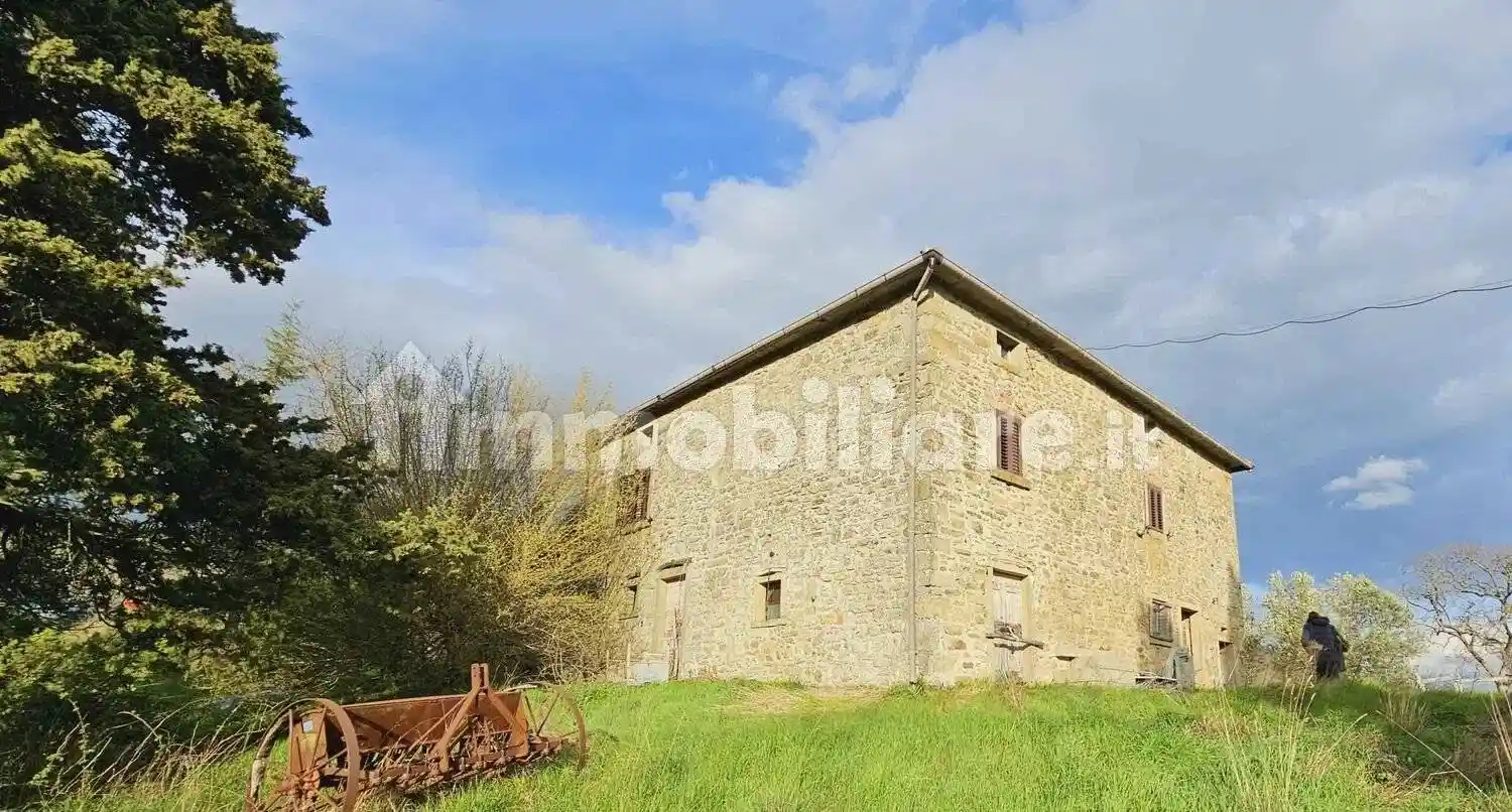 Rustico - Casale in vendita a Arezzo