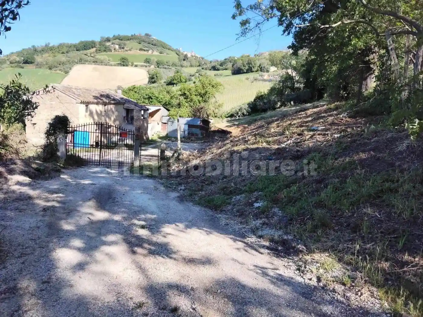 Rustico - Casale in vendita a Montelupone