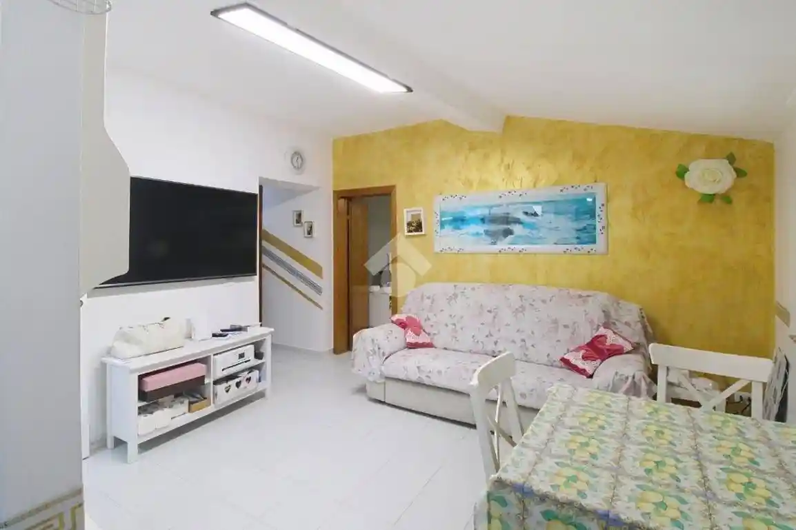 Appartamento in vendita a Livorno