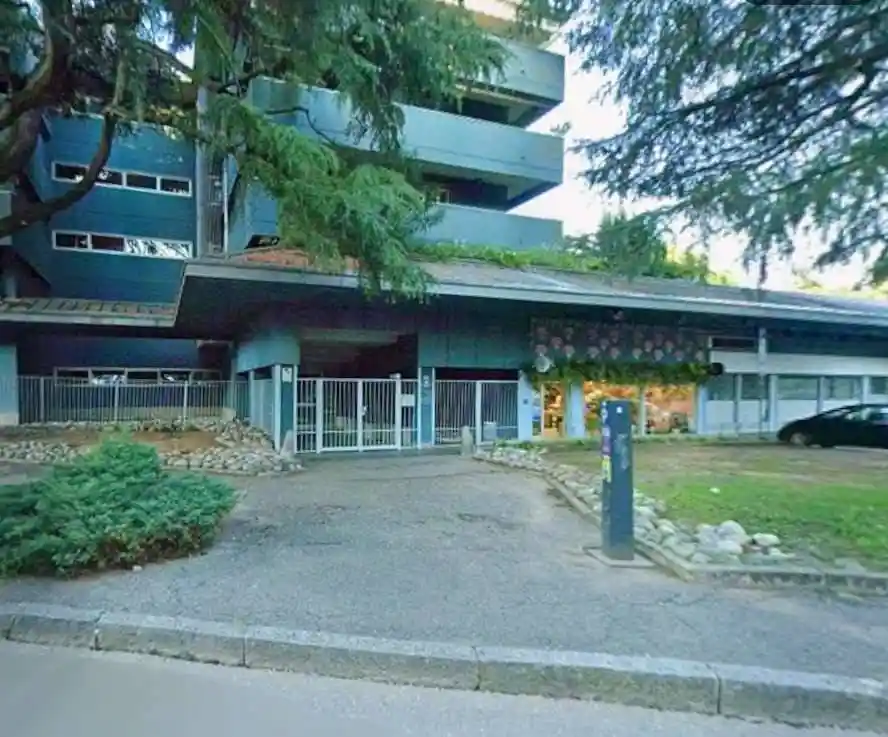 Casa indipendente in vendita a Erba