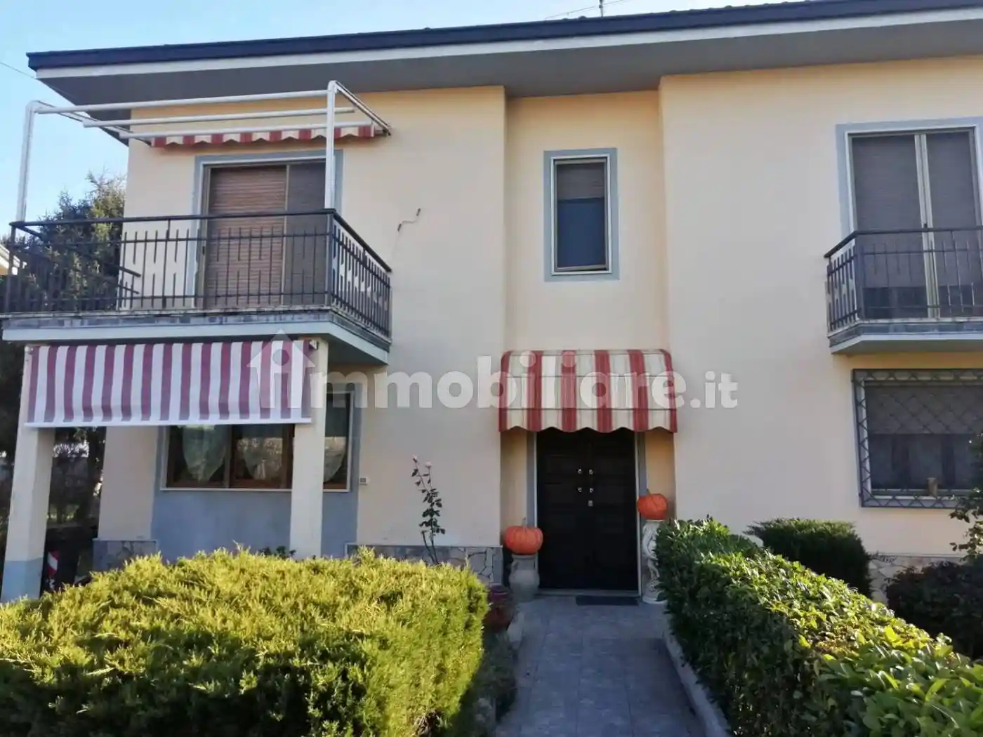 Villa in vendita a Morano sul Po