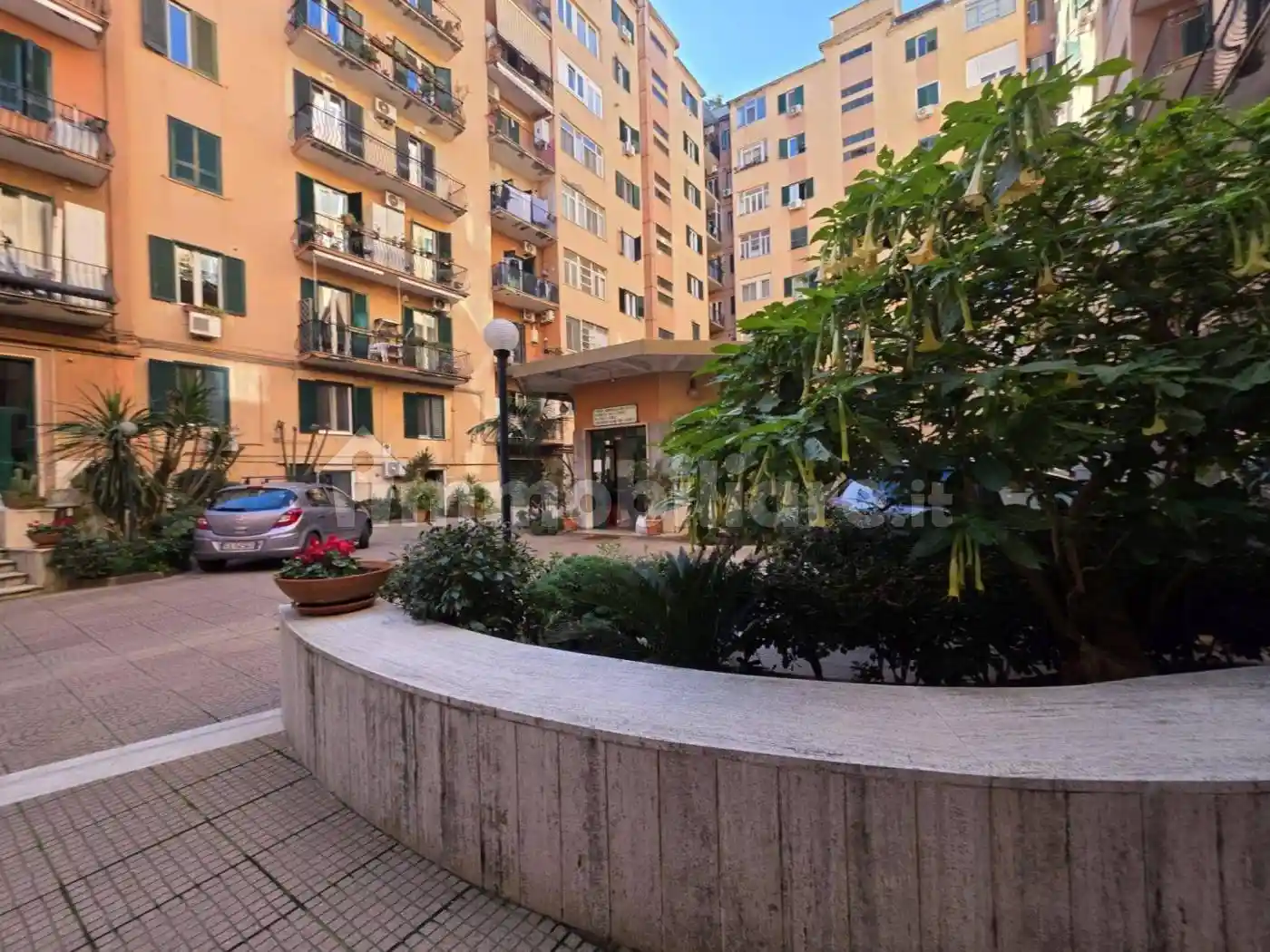 Appartamento in vendita a Napoli