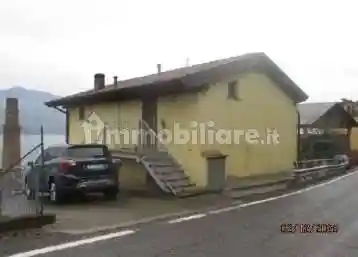 Appartamento in vendita a Tavernola Bergamasca