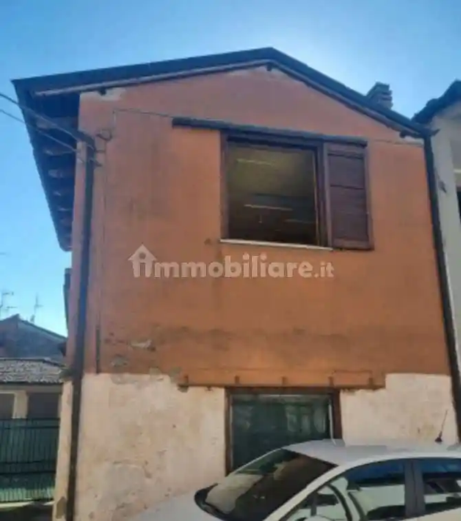 Casa indipendente in vendita a Orio Litta