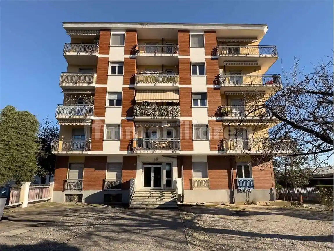 Appartamento in affitto a Ternate