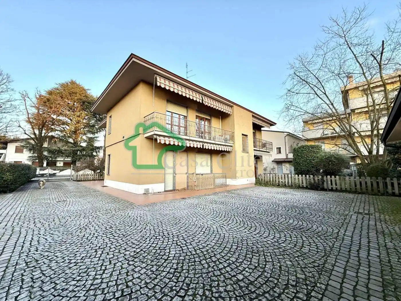 Villa in vendita a Lodi