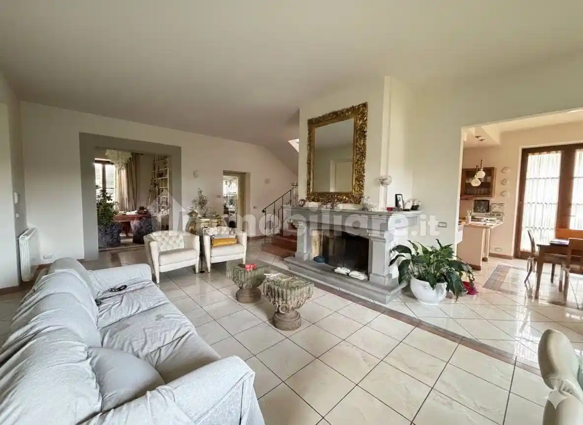 Villa in vendita a Subbiano