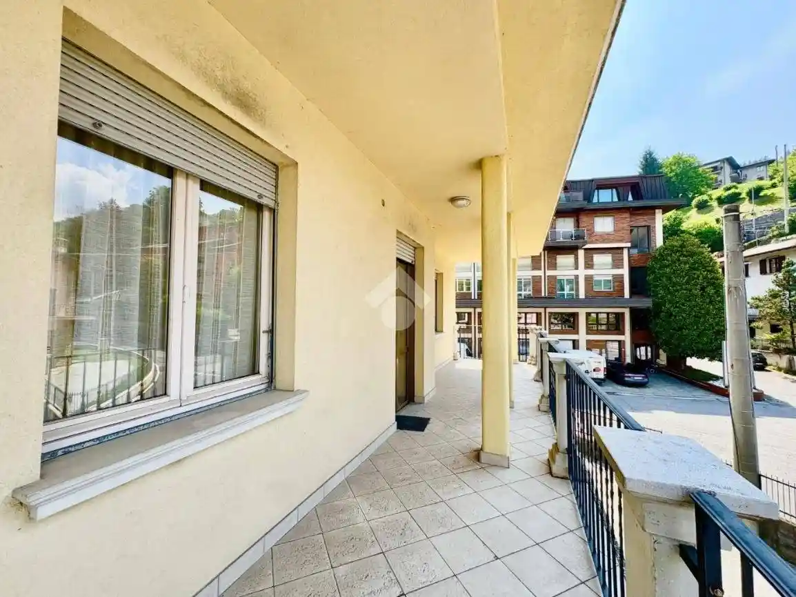 Appartamento in vendita a Leffe