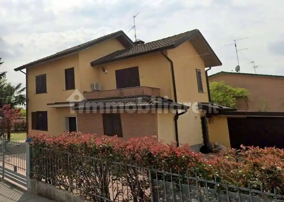 Villa in vendita a Caselle Lurani