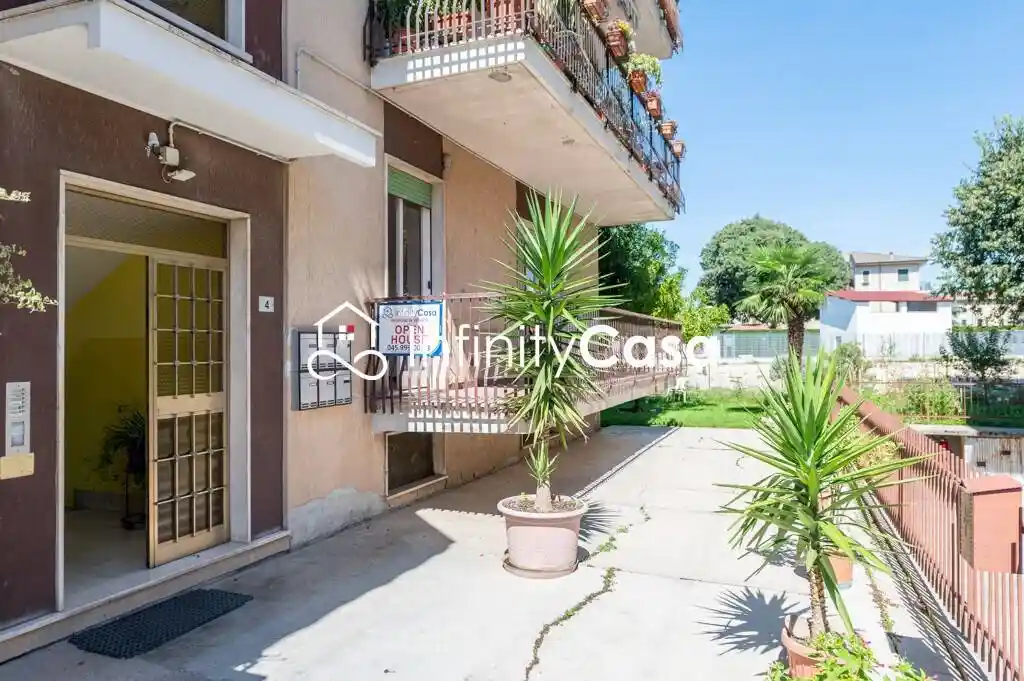 Appartamento in vendita a Sommacampagna