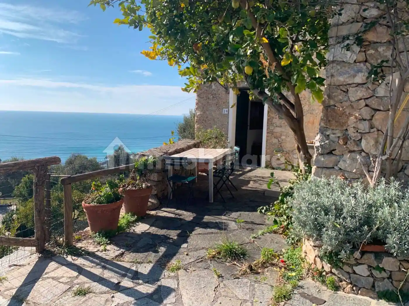 Appartamento in affitto a Finale Ligure