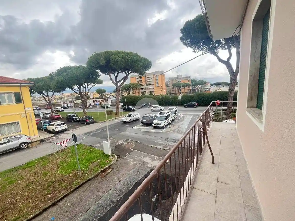 Appartamento in vendita a Viareggio