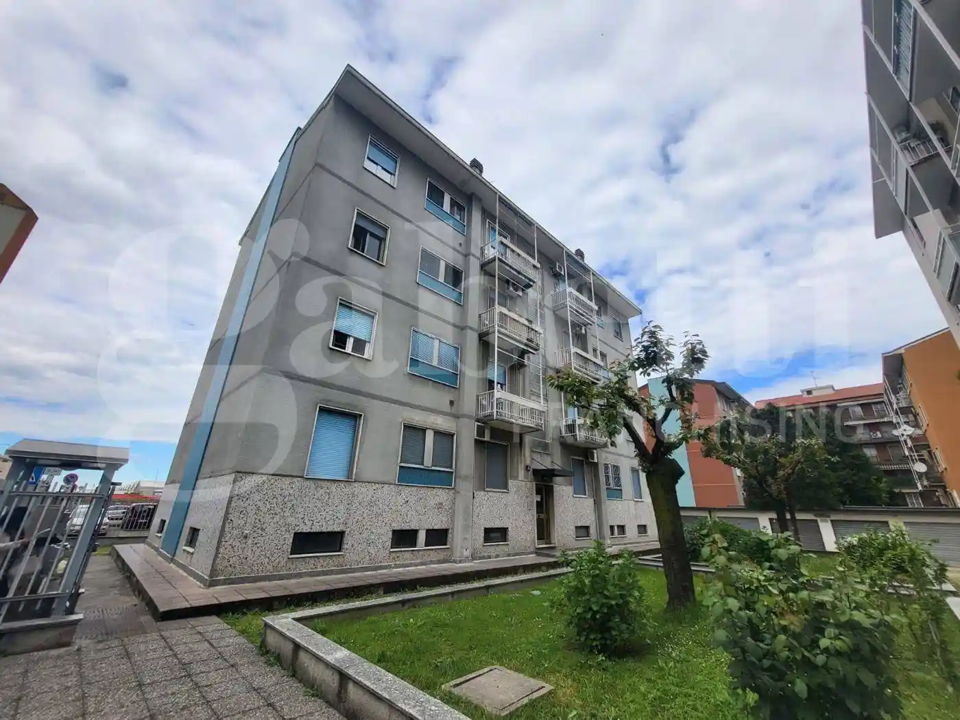 Appartamento in vendita a Trezzano sul Naviglio