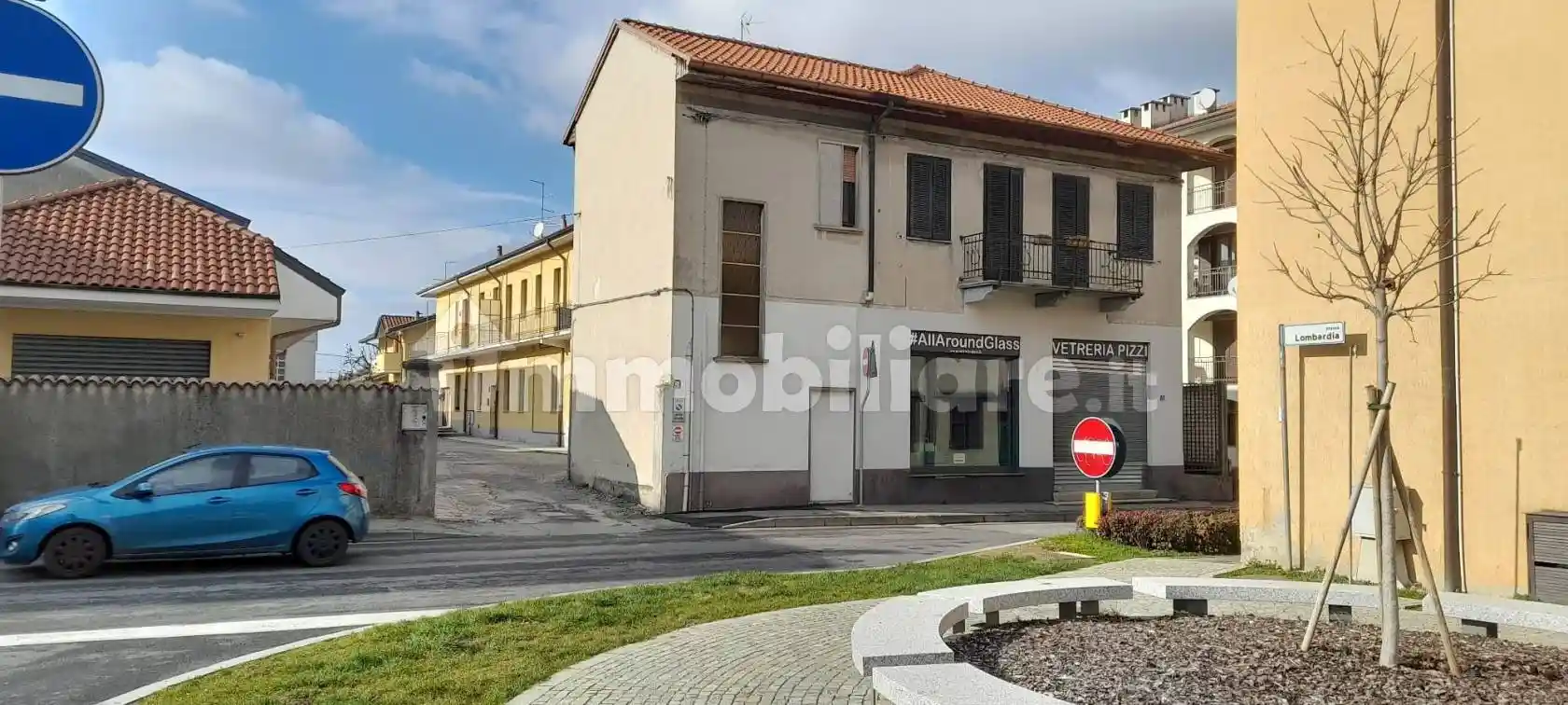 Appartamento in vendita a Lazzate