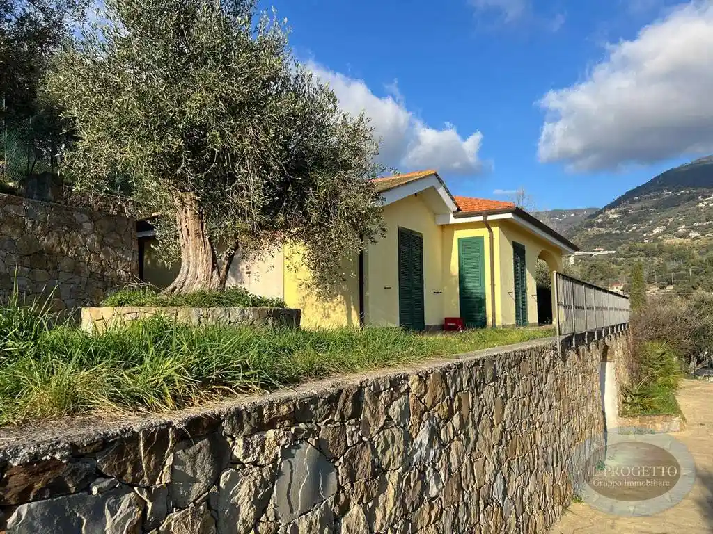 Villa in vendita a Sanremo