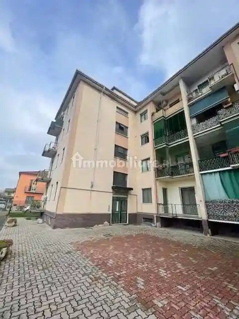 Appartamento in vendita a Novara