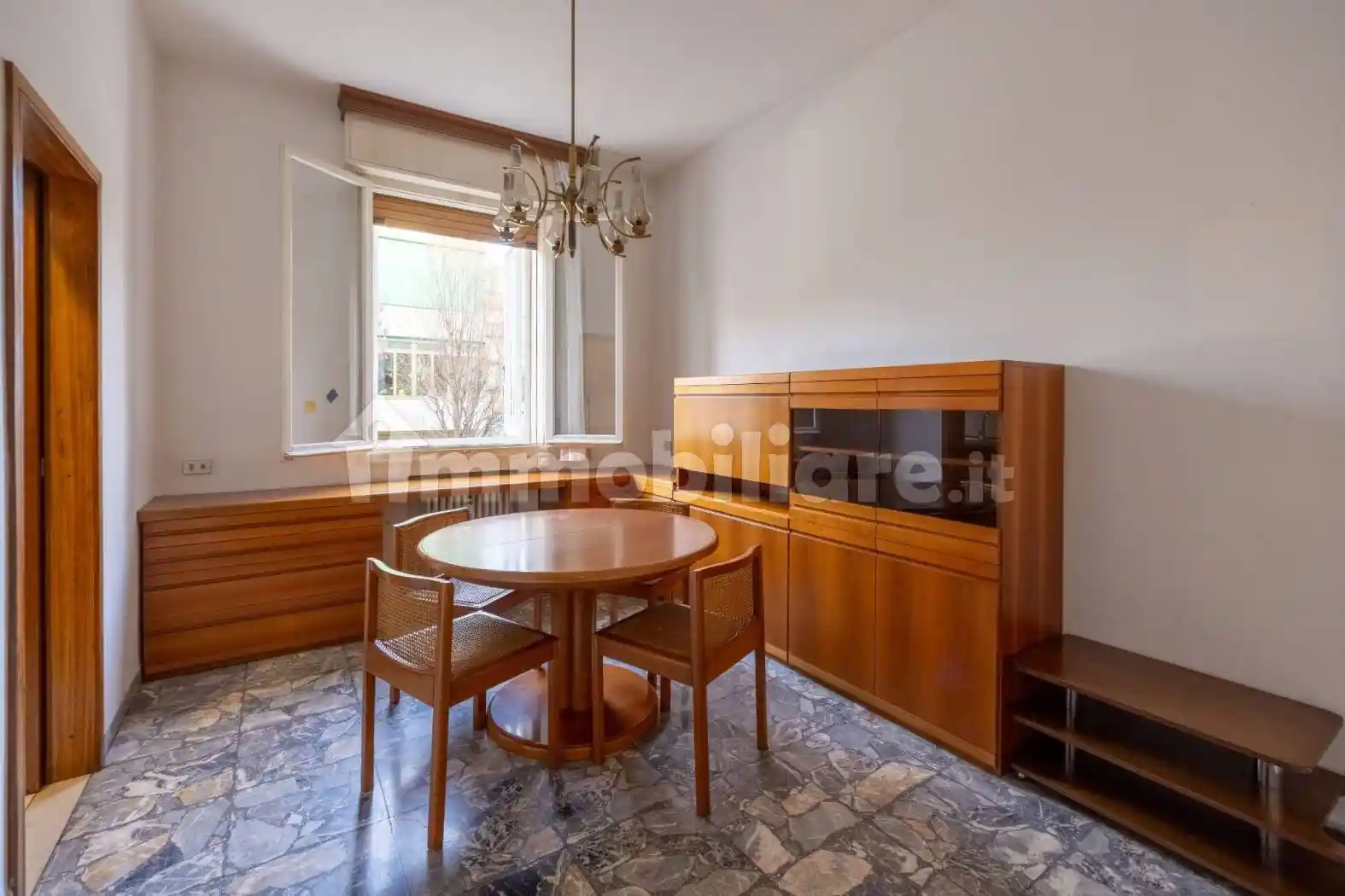 Appartamento in vendita a Bologna