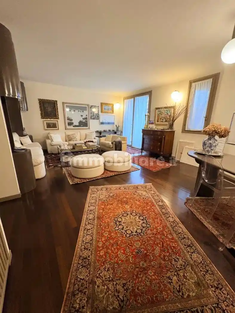 Appartamento in vendita a Lecco