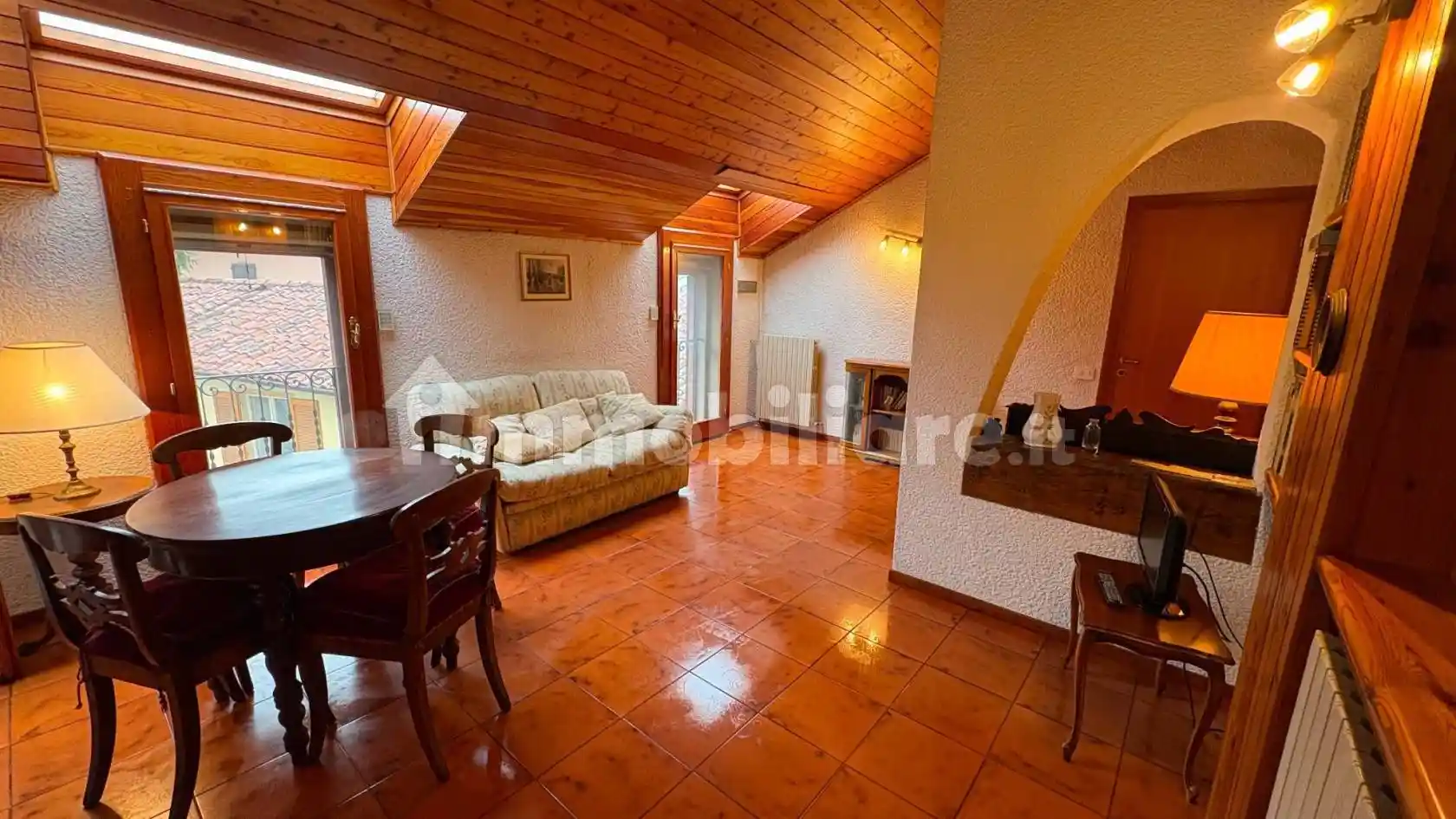 Attico - Mansarda in affitto a Nibionno