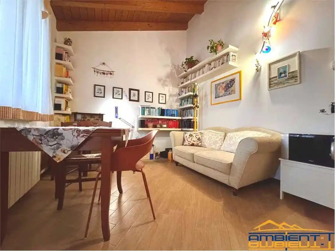 Appartamento in vendita a Vimercate